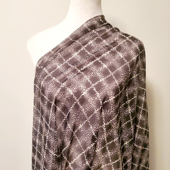 CALVIN KLEIN Black & White Plaid Wrap Scarf Cruise Travel Beach Flowy Soft Check - Picture 5 of 8